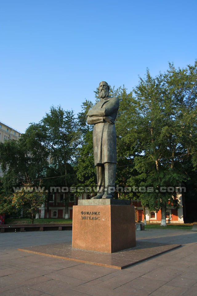 ������� ������� monument