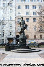 ������ ������ monument